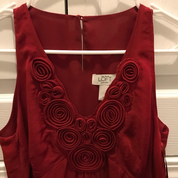 Red dress - Picture 2 of 4